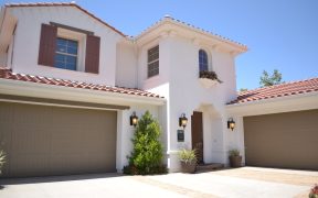 How To Select The Perfect Garage Door Style