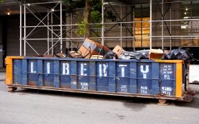 Factors To Consider When Hiring Commercial Dumpster Service